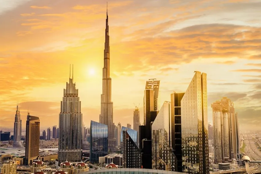 Is it possible to buy or sell property in Dubai?