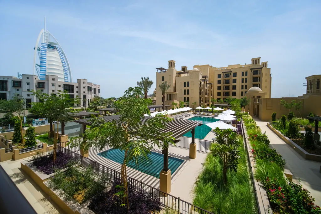 Lamtara-Apartments-At-Madinat-Jumeirah-Living